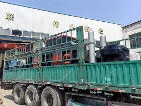 第二台2PG1500x1000型大型液壓對輥成年人免费看片發貨圖片