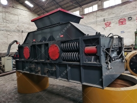 2PG1200x800型對輥成年人免费看片發往湖北武漢
