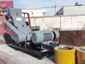  46小型雙級粉碎機和成年人免费看片易損件發貨